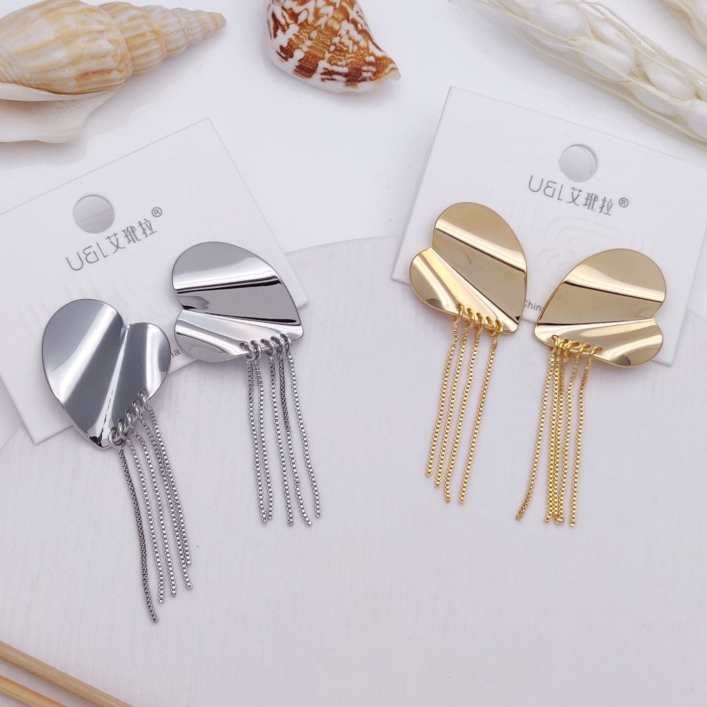 Heart-Curve Chain Drop Earrings