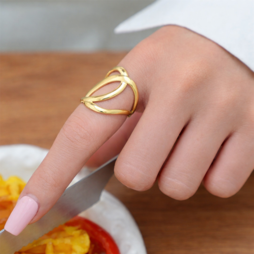 Double Curve Open Ring