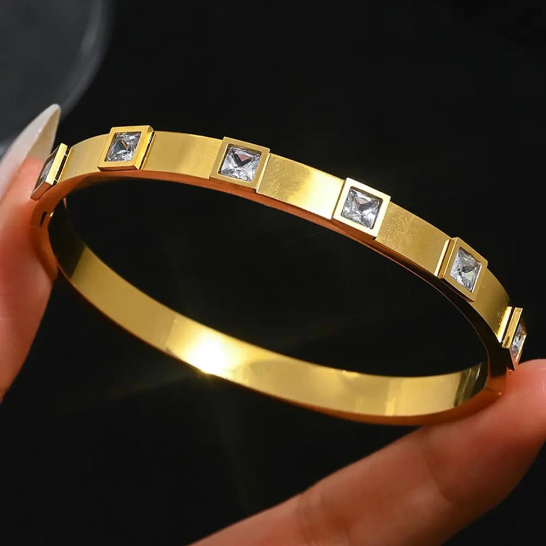 Golden Square Crystal Kada
