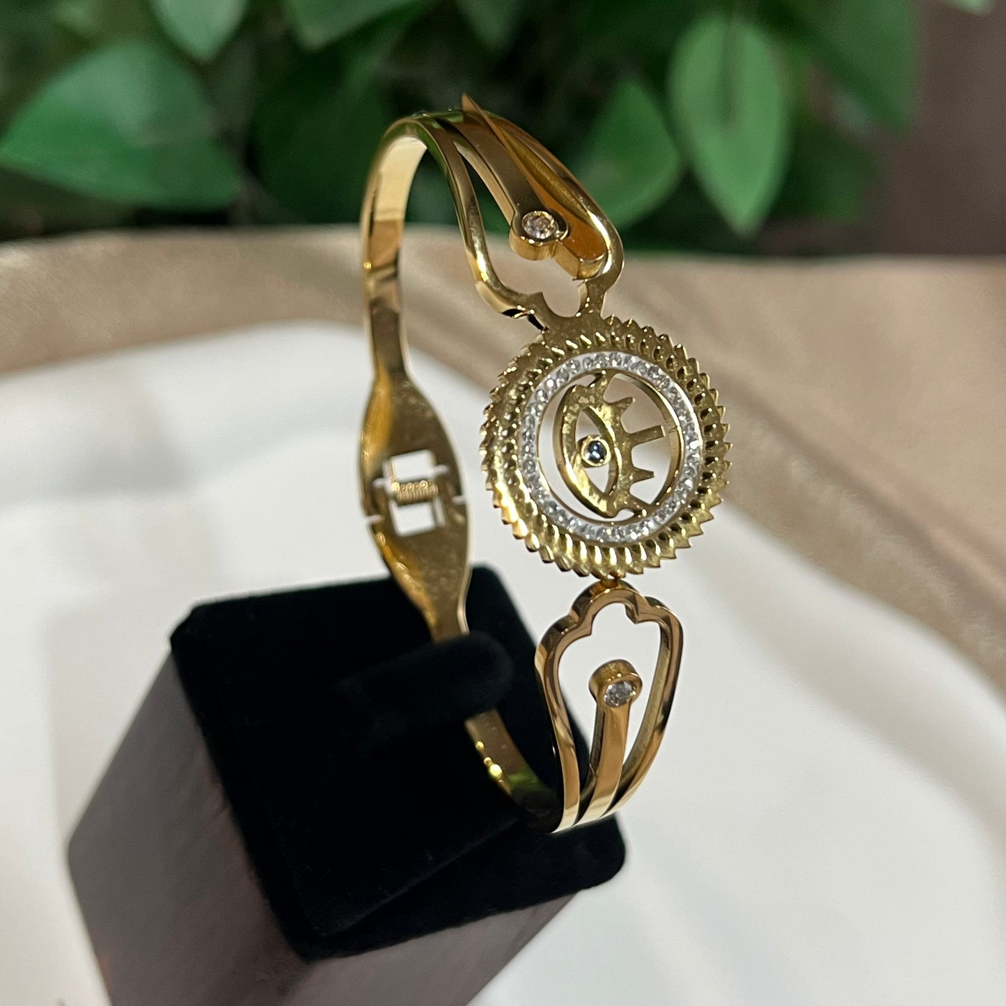 Evil Eye Circle Zircon Kada