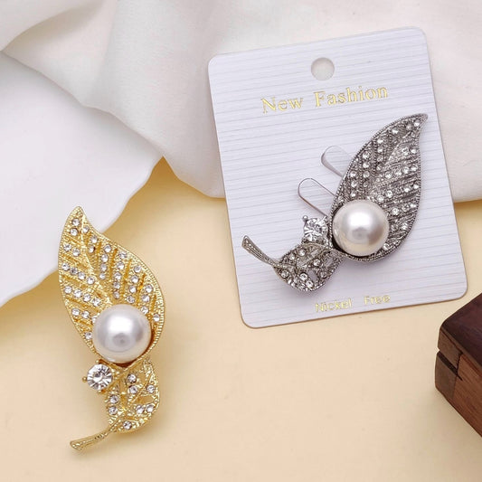 Botanical Leaf Pearl Brooch