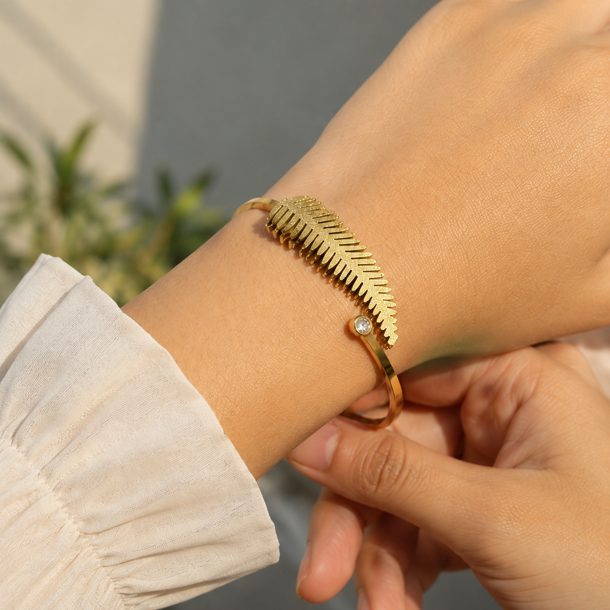 Evergreen Gold Leaf Kada