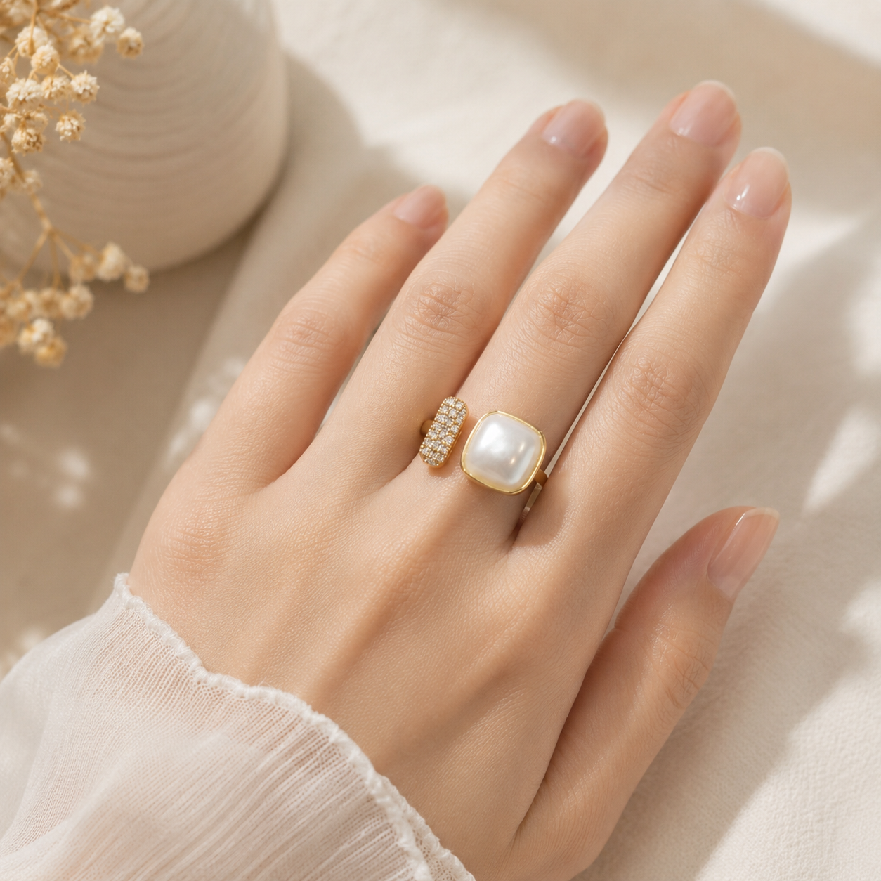 Pearl Glow Open Ring
