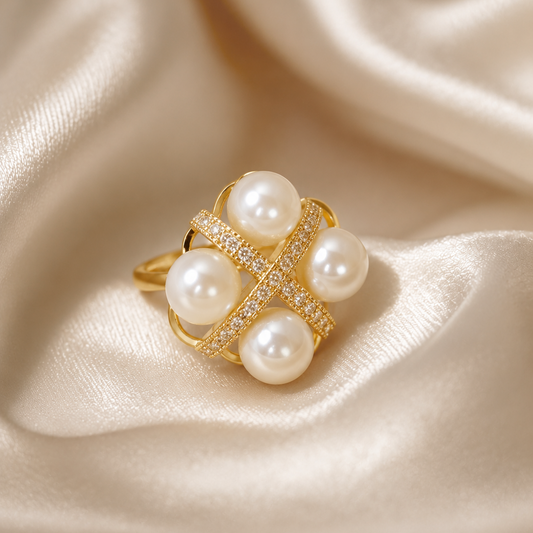 Four Pearl Rotating Ring