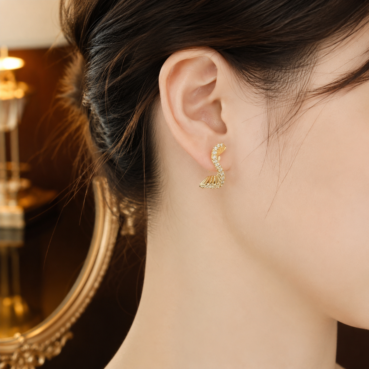Golden Twist Crystal Earring