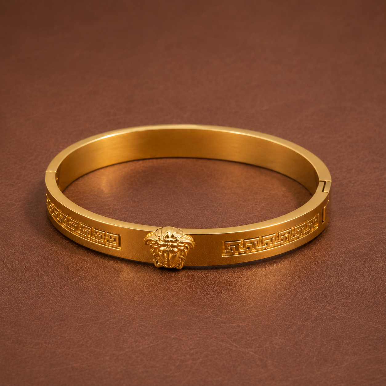 Royal Gold Medusa Pattern Bracelet