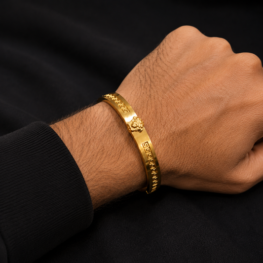 Royal Gold Medusa Pattern Bracelet