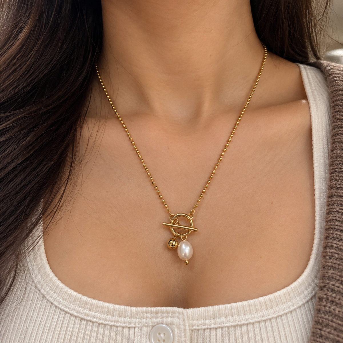 Minimal Pearl Toggle Necklace
