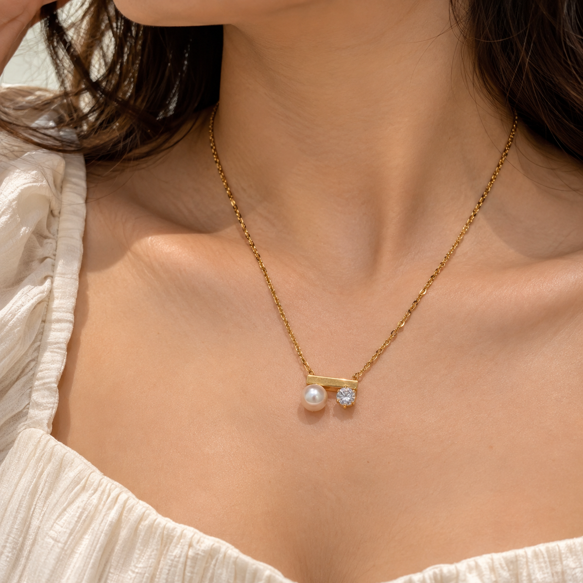 Dainty Pearl Crystal Necklace