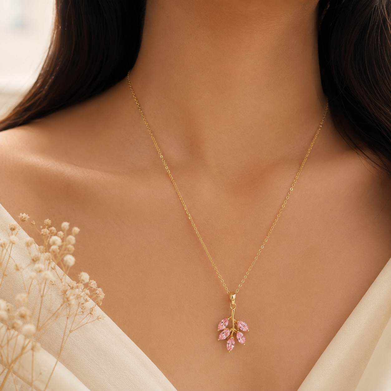 Elegant Leaf Drop Pendant Necklace