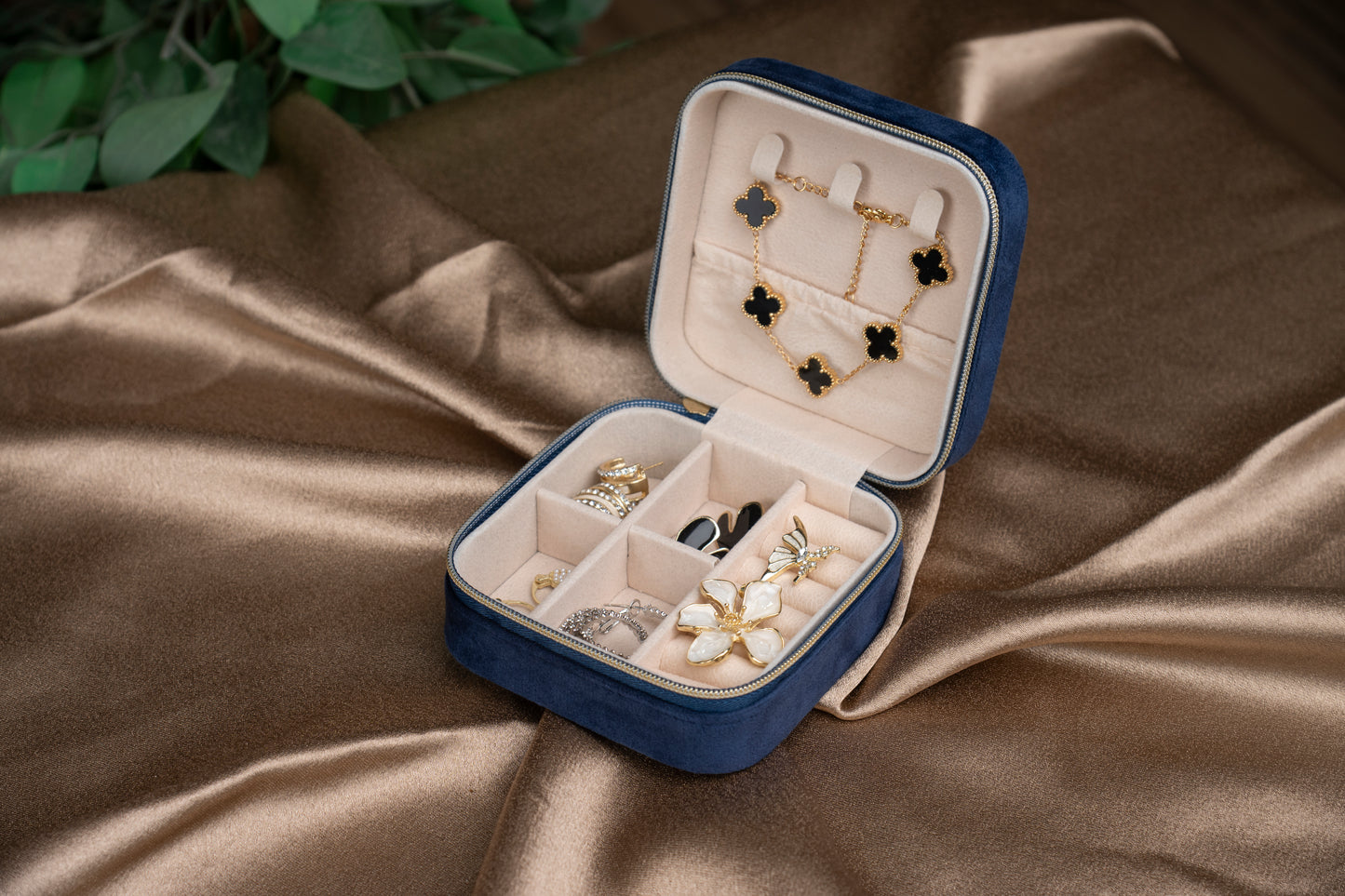 Royal Blue Jewelry Organizer