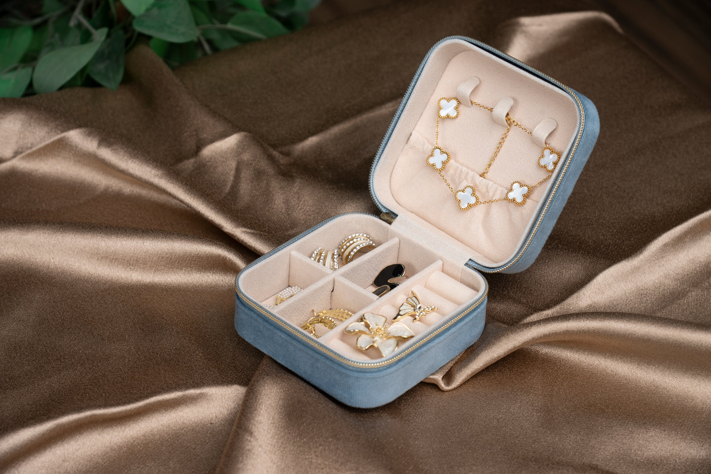 Greyish Blue Jewelry Organizer