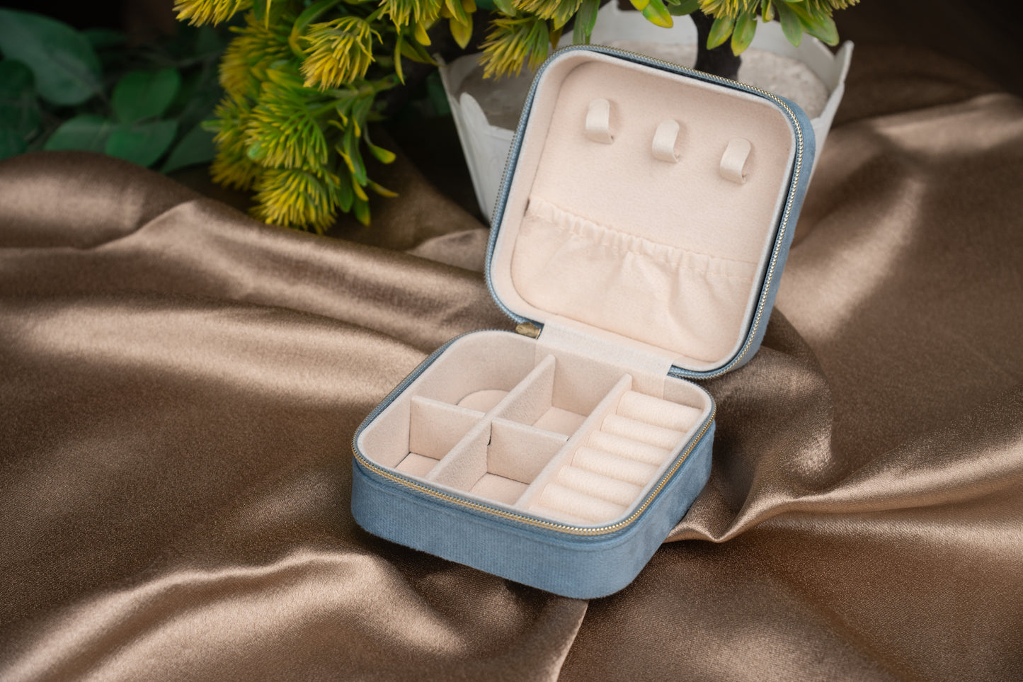 Greyish Blue Jewelry Organizer