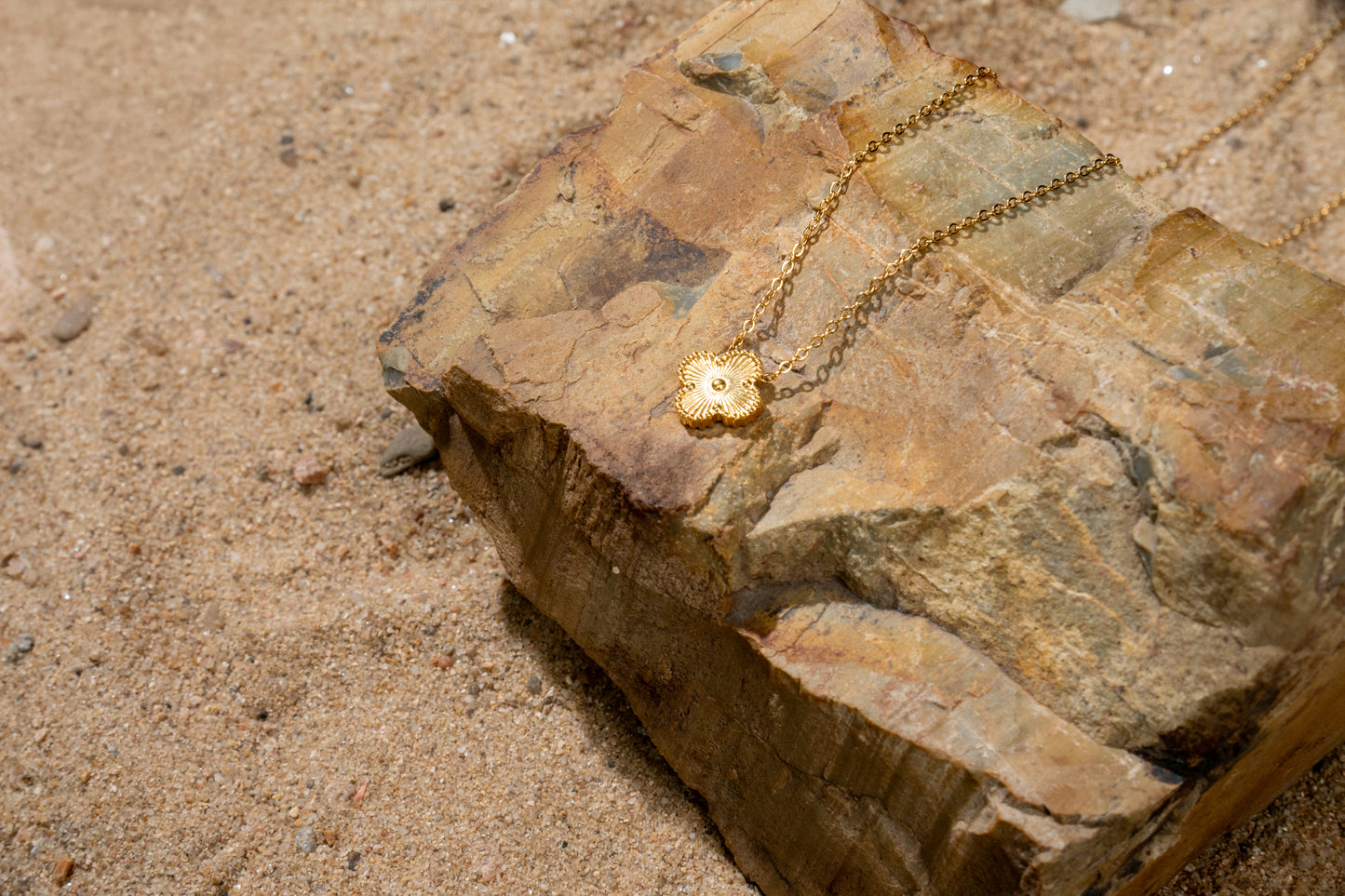 Golden Clover Necklace - N17