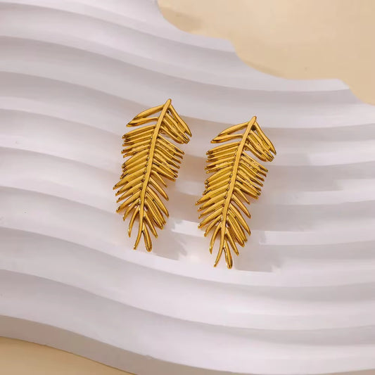 European-style Leaf Earring