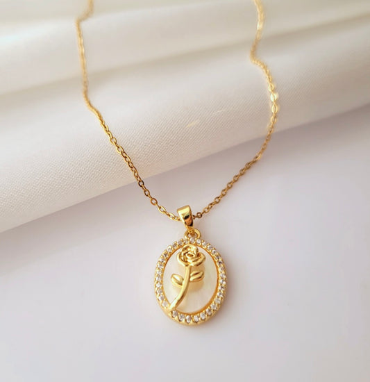 Rose Pendant Necklace - N53