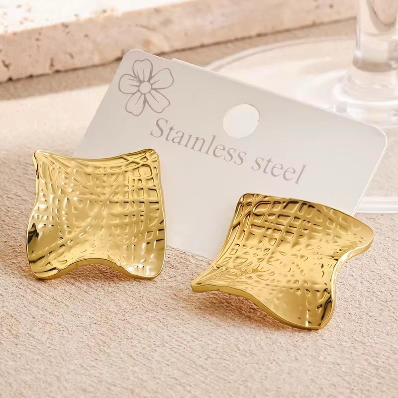 Hammered Square Earrings - O7