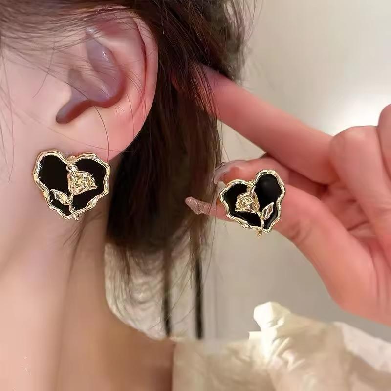 Flower Heart Earrings - O9