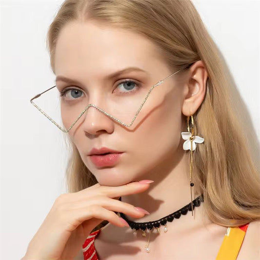 W Shape Crystal Facelet