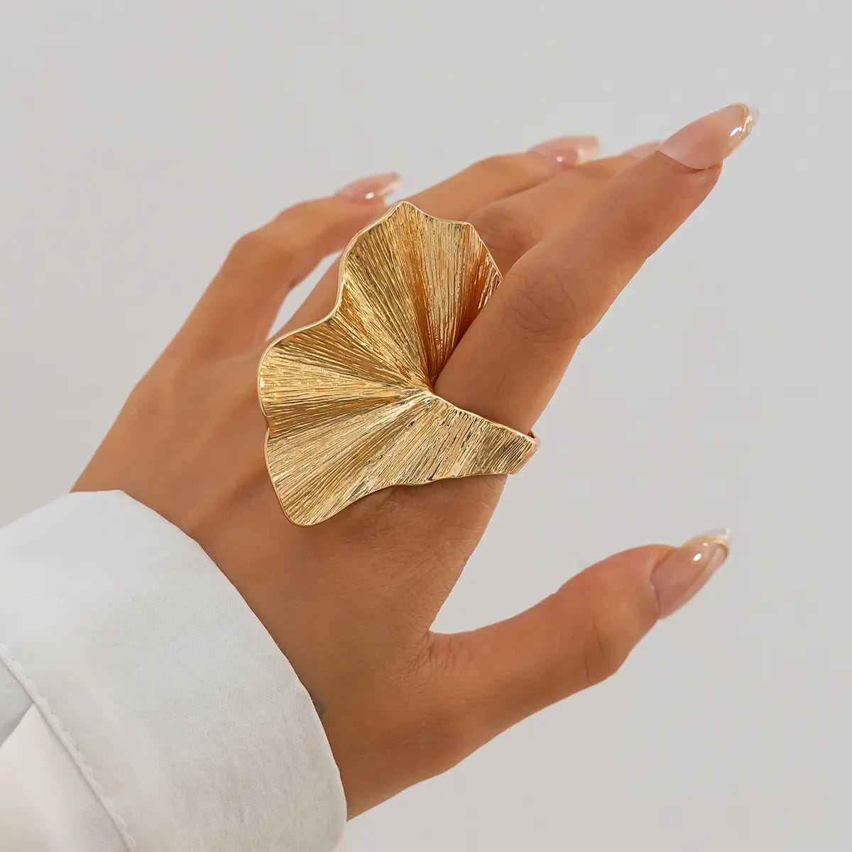 Fan Leaf Ring