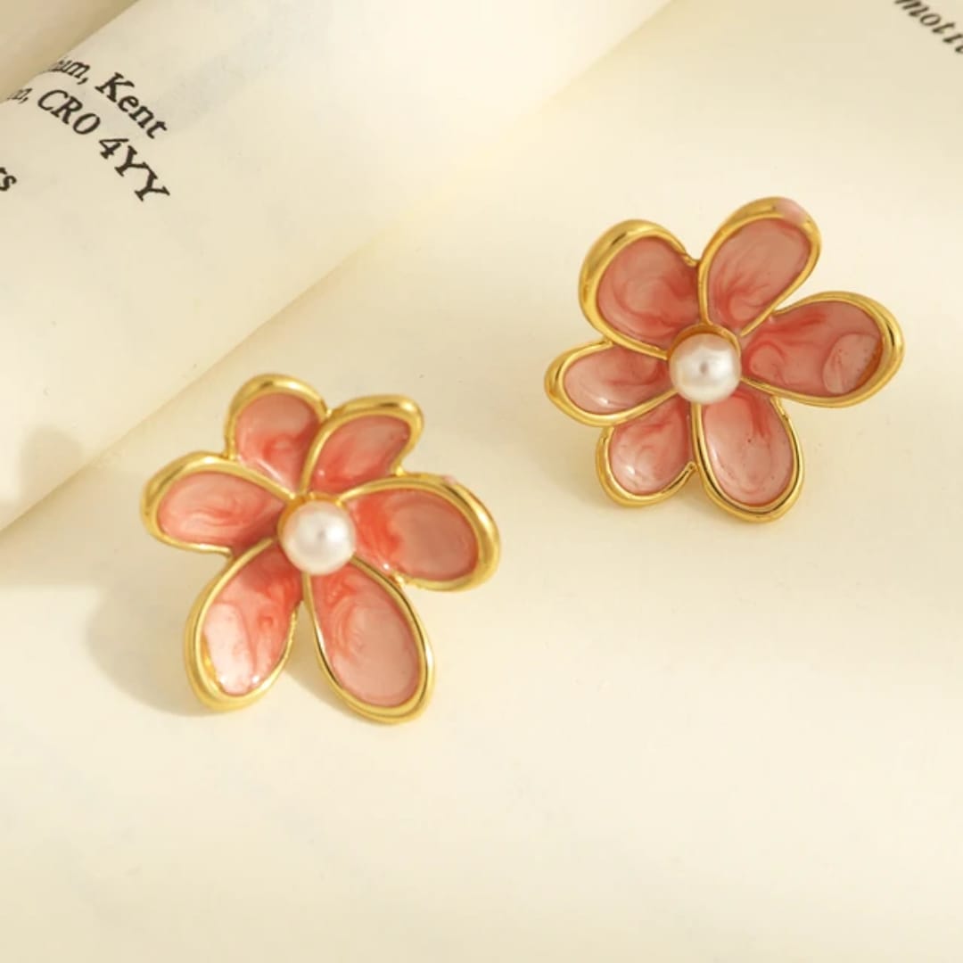 Pearl Floral Stud Earrings