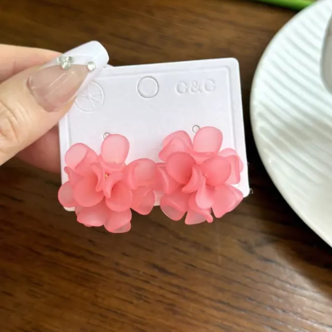 Soft Bloom Earrings