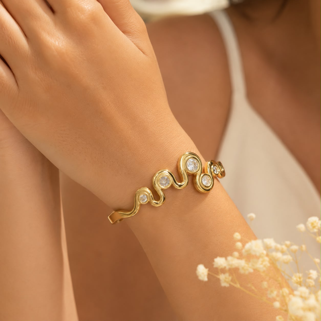 Crystal Curve Kada Bracelet