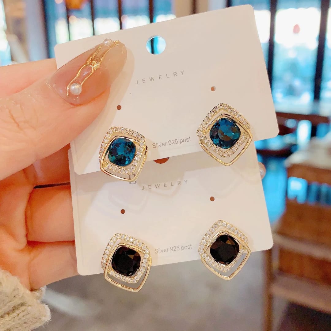 Crystal Frame Studs Earring