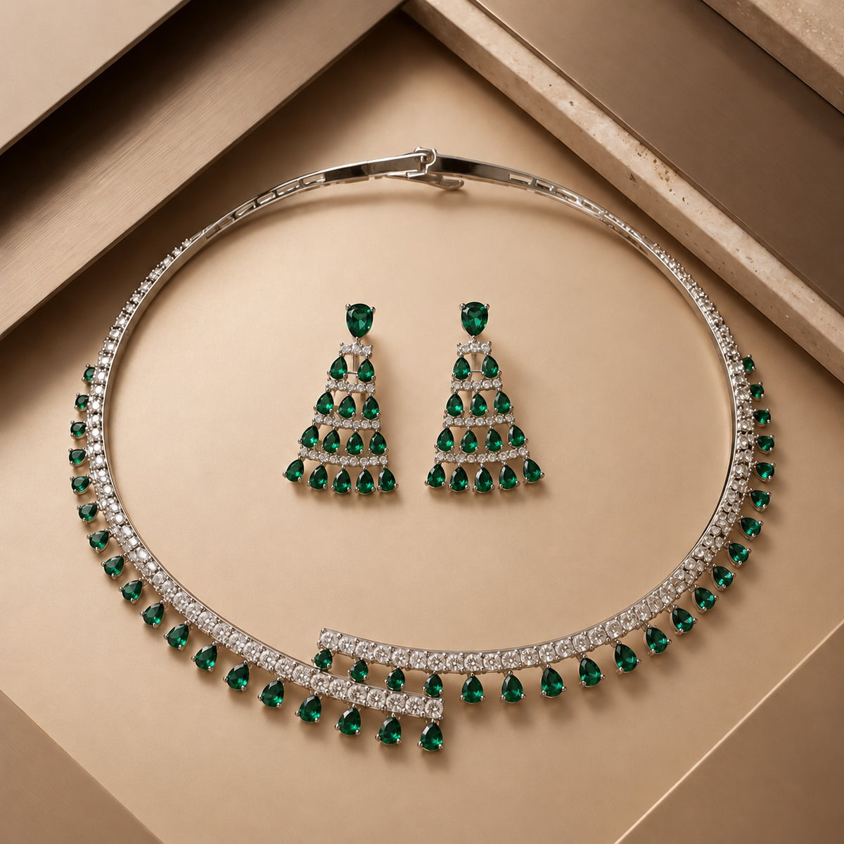 AD Hasli Necklace Set