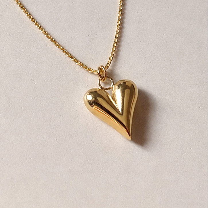 Gold Heart-shaped Necklace